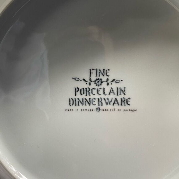 Fine Porcelain Dinnerware Portugal dinner plate .Blue floral silver trimmed - Picture 2 of 6